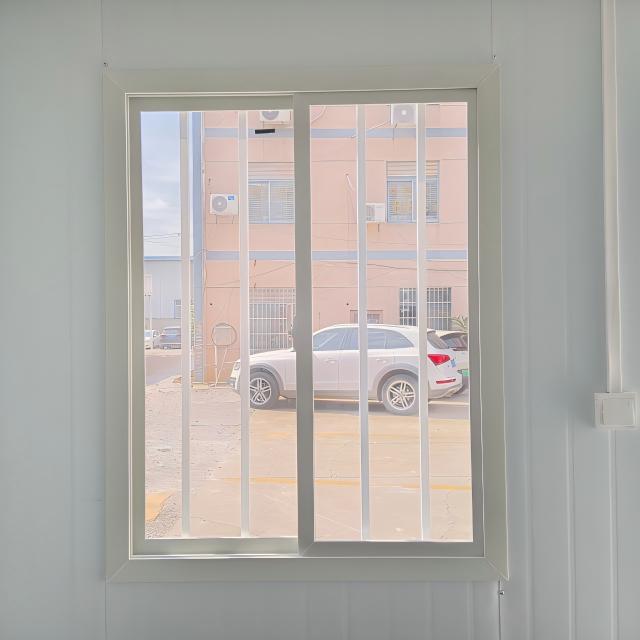 Quick-assembly Container House